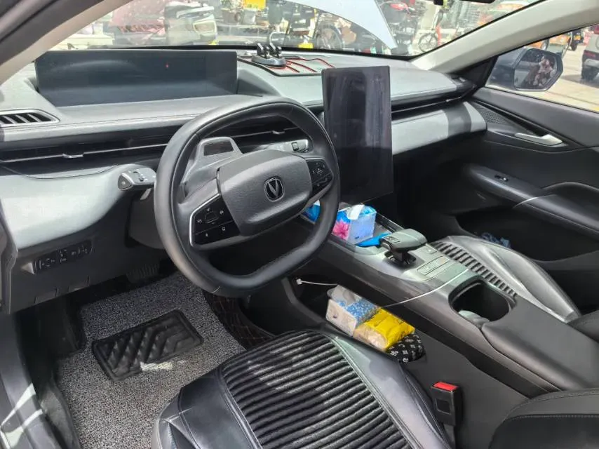 2023 ChangAn Oshan Z6 1.5T 188HP L4 7DCT,autocango,china used car exporter,china ev exporter,chinese used car exporter,chinese used ev exporter