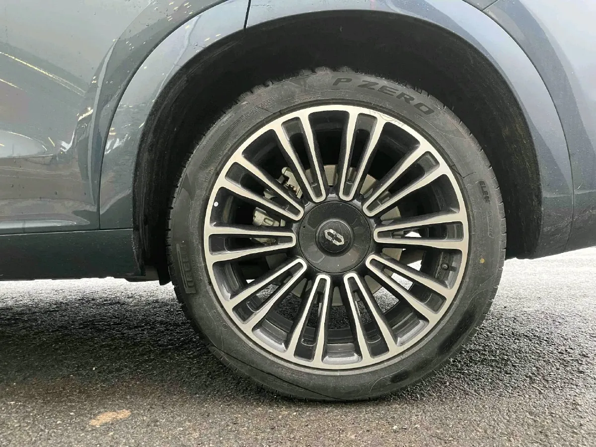 2024 AITO AITO M7 1.5T 152HP L4 REEV 42KWH,autocango,china used car exporter,china ev exporter,chinese used car exporter,chinese used ev exporter