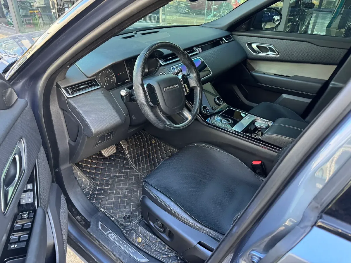 2020 Land Rover Range Rover Velar 2.0T 250HP L4 8AT,autocango,china used car exporter,china ev exporter,chinese used car exporter,chinese used ev exporter