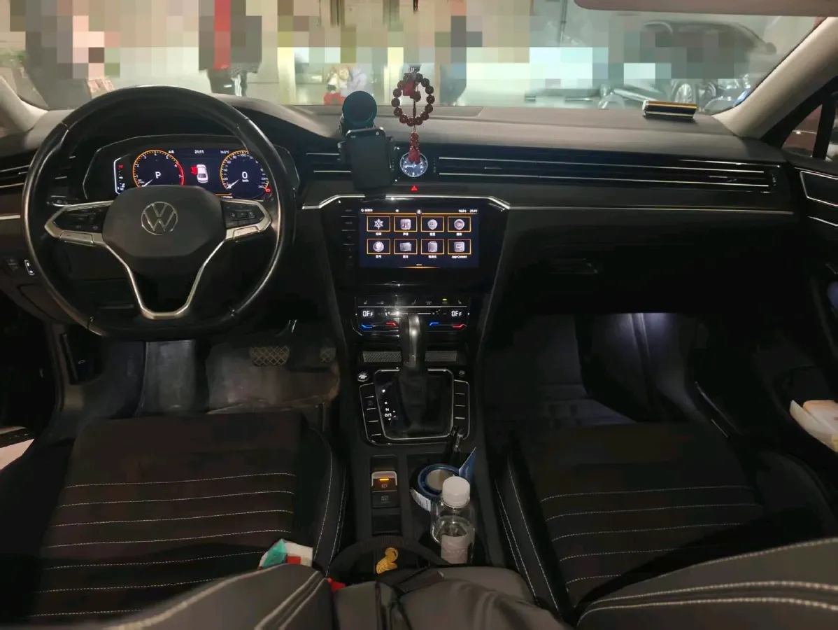 2020 Volkswagen Magotan 2.0T 186HP L4 7DCT,autocango,china used car exporter,china ev exporter,chinese used car exporter,chinese used ev exporter