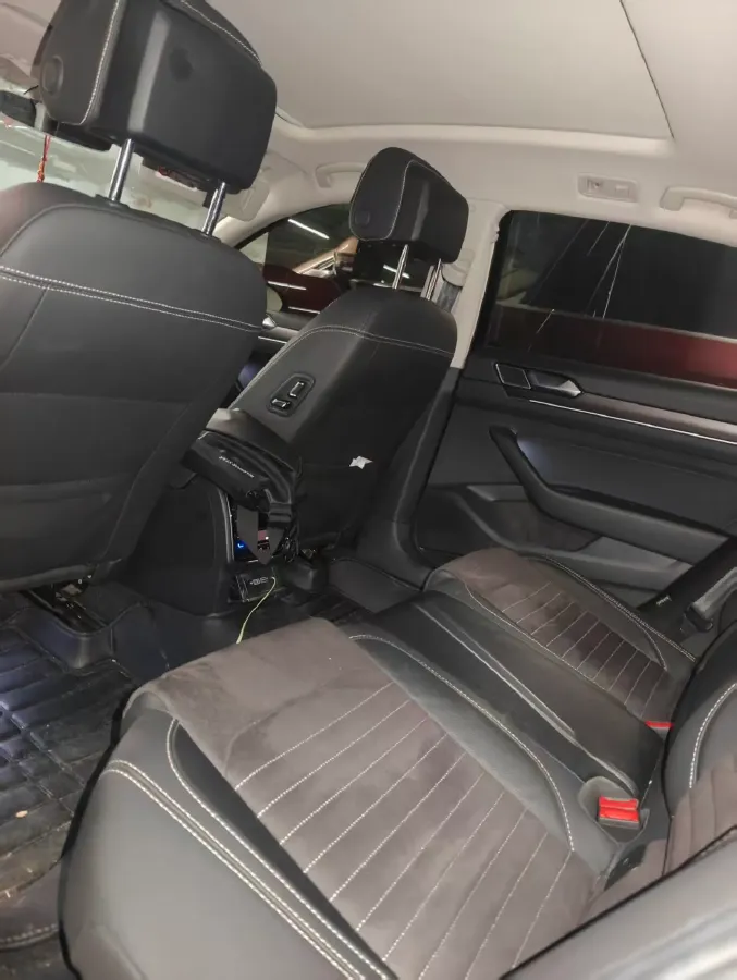 2020 Volkswagen Magotan 2.0T 186HP L4 7DCT,autocango,china used car exporter,china ev exporter,chinese used car exporter,chinese used ev exporter