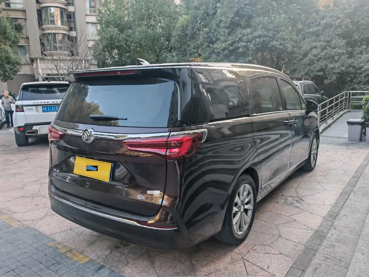 2020 Buick GL8 2.0T 237HP L4 9AT,autocango,china used car exporter,china ev exporter,chinese used car exporter,chinese used ev exporter