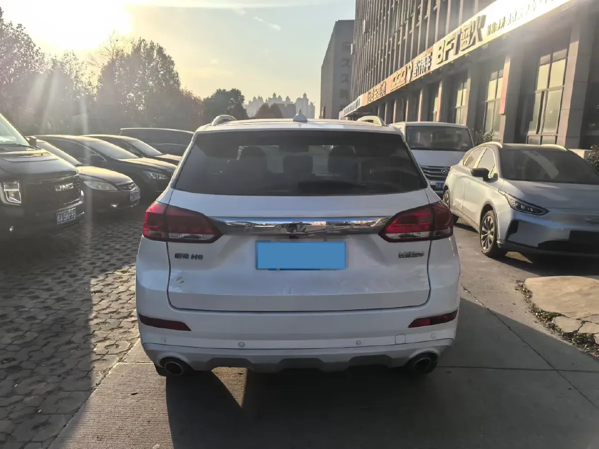 2020 Haval H6 Coupe 1.5T 150HP L4 7DCT,autocango,china used car exporter,china ev exporter,chinese used car exporter,chinese used ev exporter