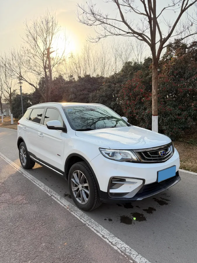 2020 Roewe i6 1.5T 169HP L4 7DCT,autocango,china used car exporter,china ev exporter,chinese used car exporter,chinese used ev exporter
