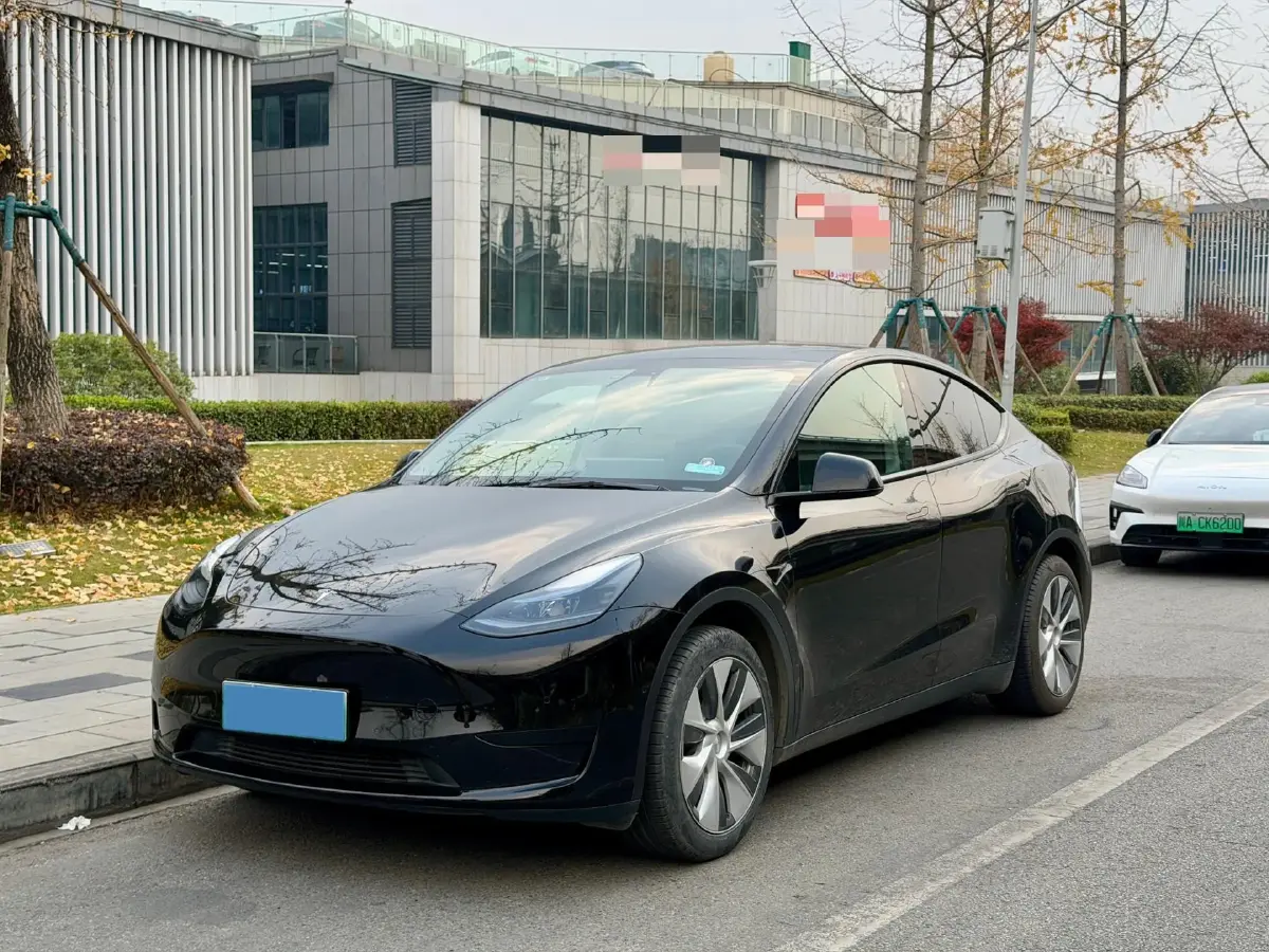 2022 BYD Tang 1.5T 139HP L4 E-CVT PHEV 45.8KWH