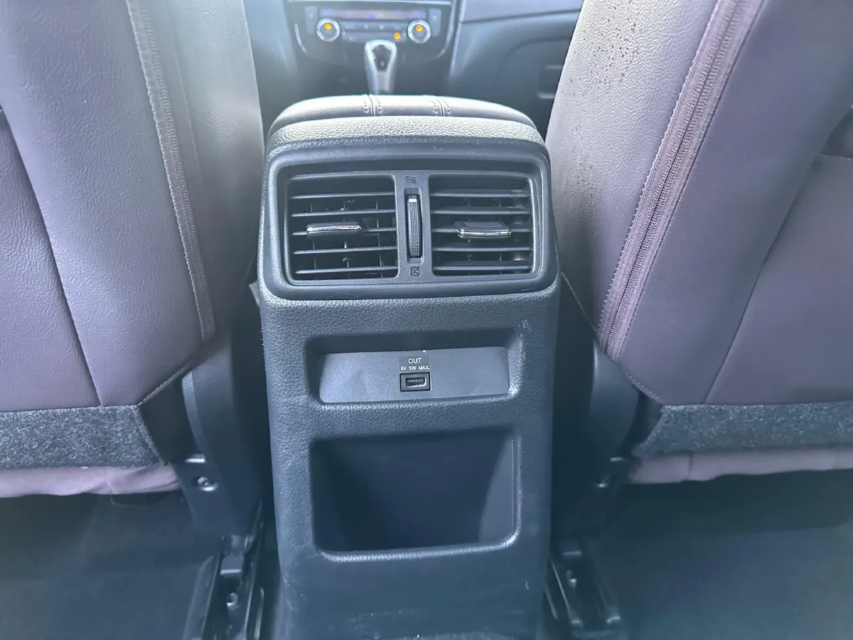 2022 Nissan Qashqai 2.0L 151HP L4 CVT,autocango,china used car exporter,china ev exporter,chinese used car exporter,chinese used ev exporter