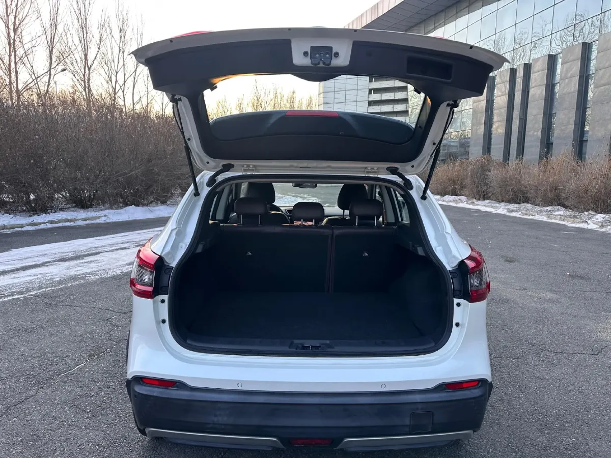 2022 Nissan Qashqai 2.0L 151HP L4 CVT,autocango,china used car exporter,china ev exporter,chinese used car exporter,chinese used ev exporter