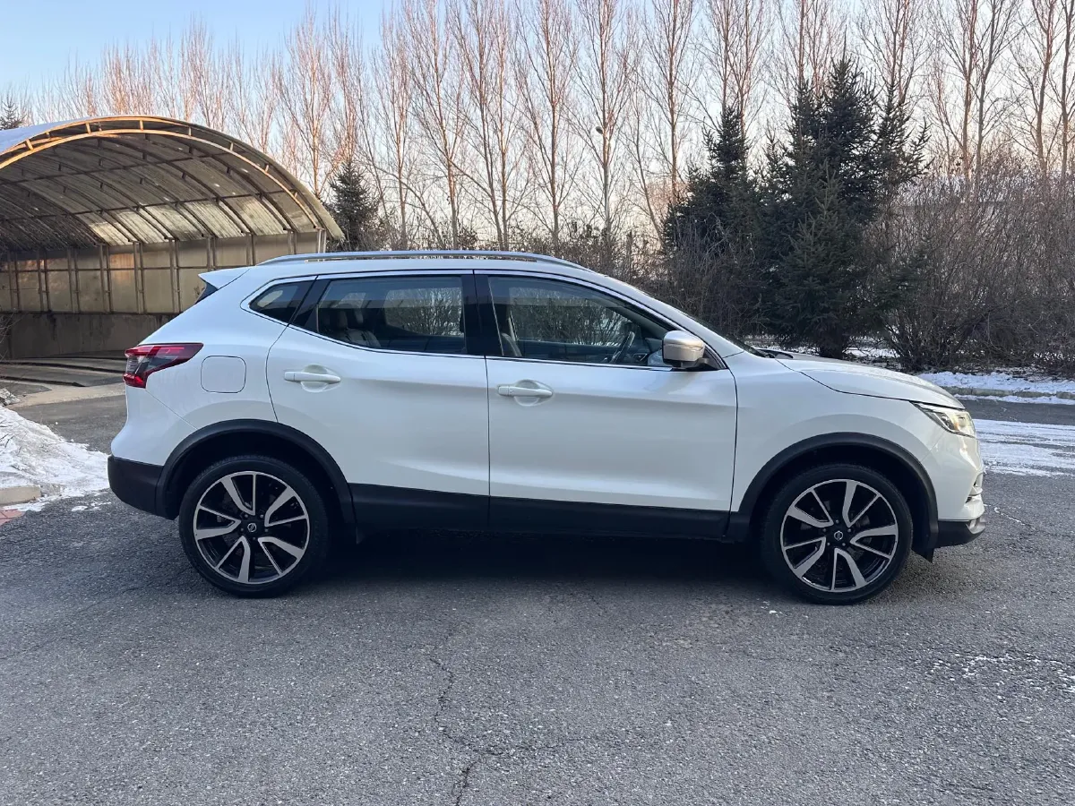 2022 Nissan Qashqai 2.0L 151HP L4 CVT,autocango,china used car exporter,china ev exporter,chinese used car exporter,chinese used ev exporter