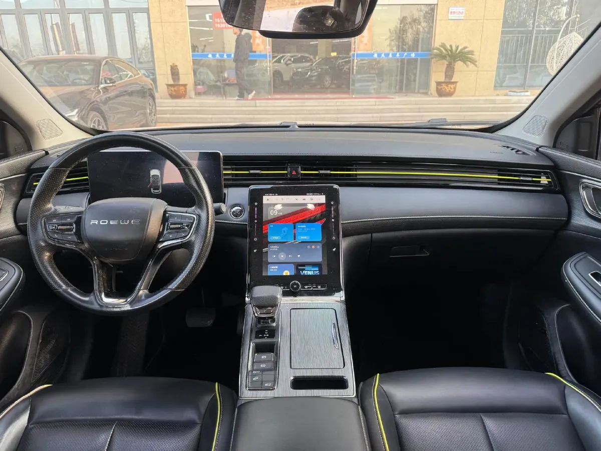 2021 Roewe RX5 1.5T 181HP L4 7DCT,autocango,china used car exporter,china ev exporter,chinese used car exporter,chinese used ev exporter