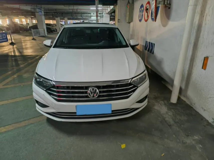 2020 Volkswagen Sagitar 1.2T 116HP L4 7DCT,autocango,china used car exporter,china ev exporter,chinese used car exporter,chinese used ev exporter