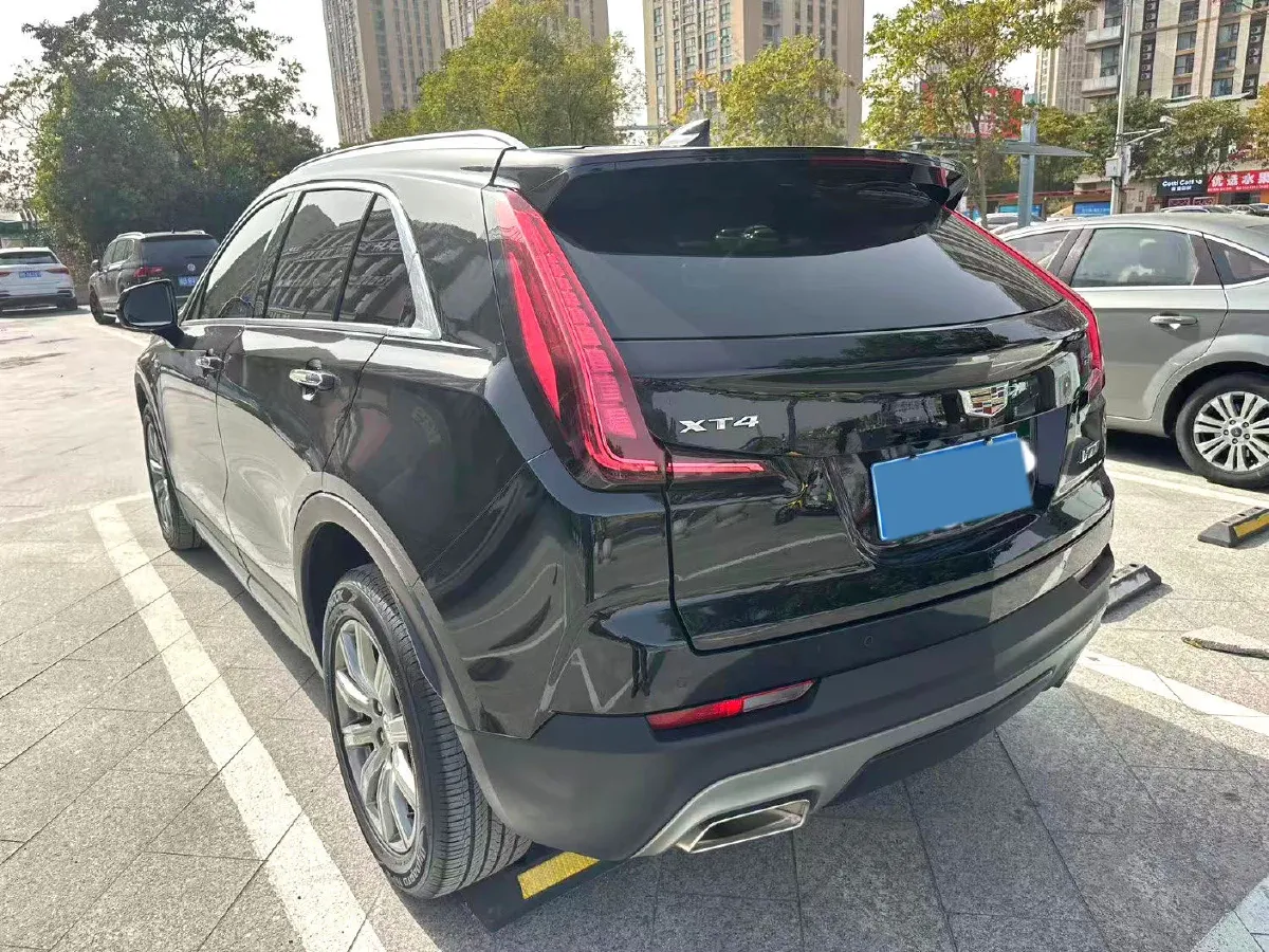 2020 Cadillac XT4 2.0T 241HP L4 9AT,autocango,china used car exporter,china ev exporter,chinese used car exporter,chinese used ev exporter