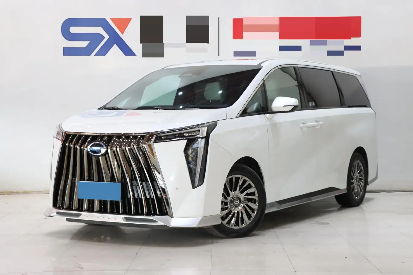 2023 GAC Trumpchi M8 2.0T 190HP L4 E-CVT Hybrid