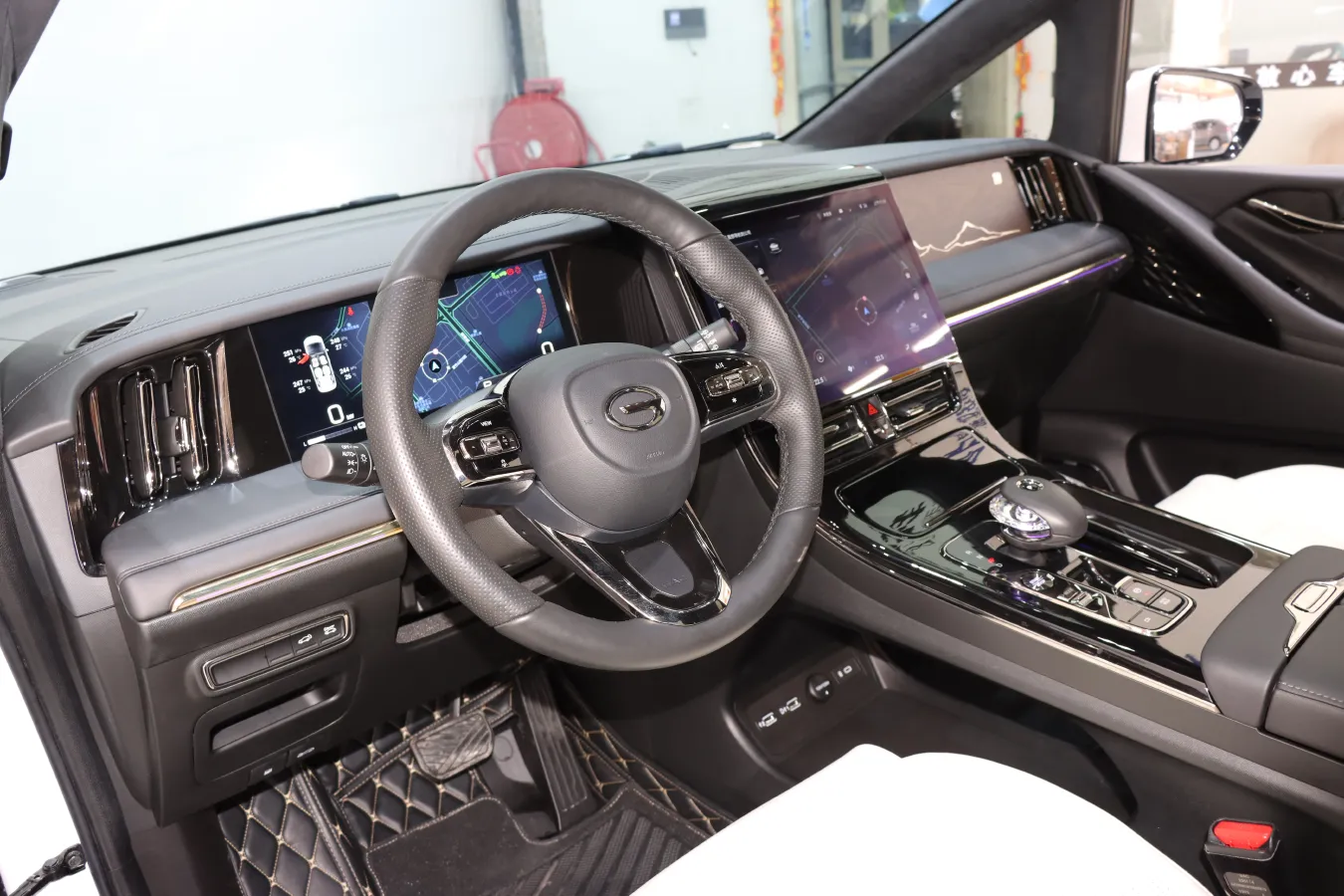 2023 GAC Trumpchi M8 2.0T 190HP L4 E-CVT Hybrid,autocango,china used car exporter,china ev exporter,chinese used car exporter,chinese used ev exporter