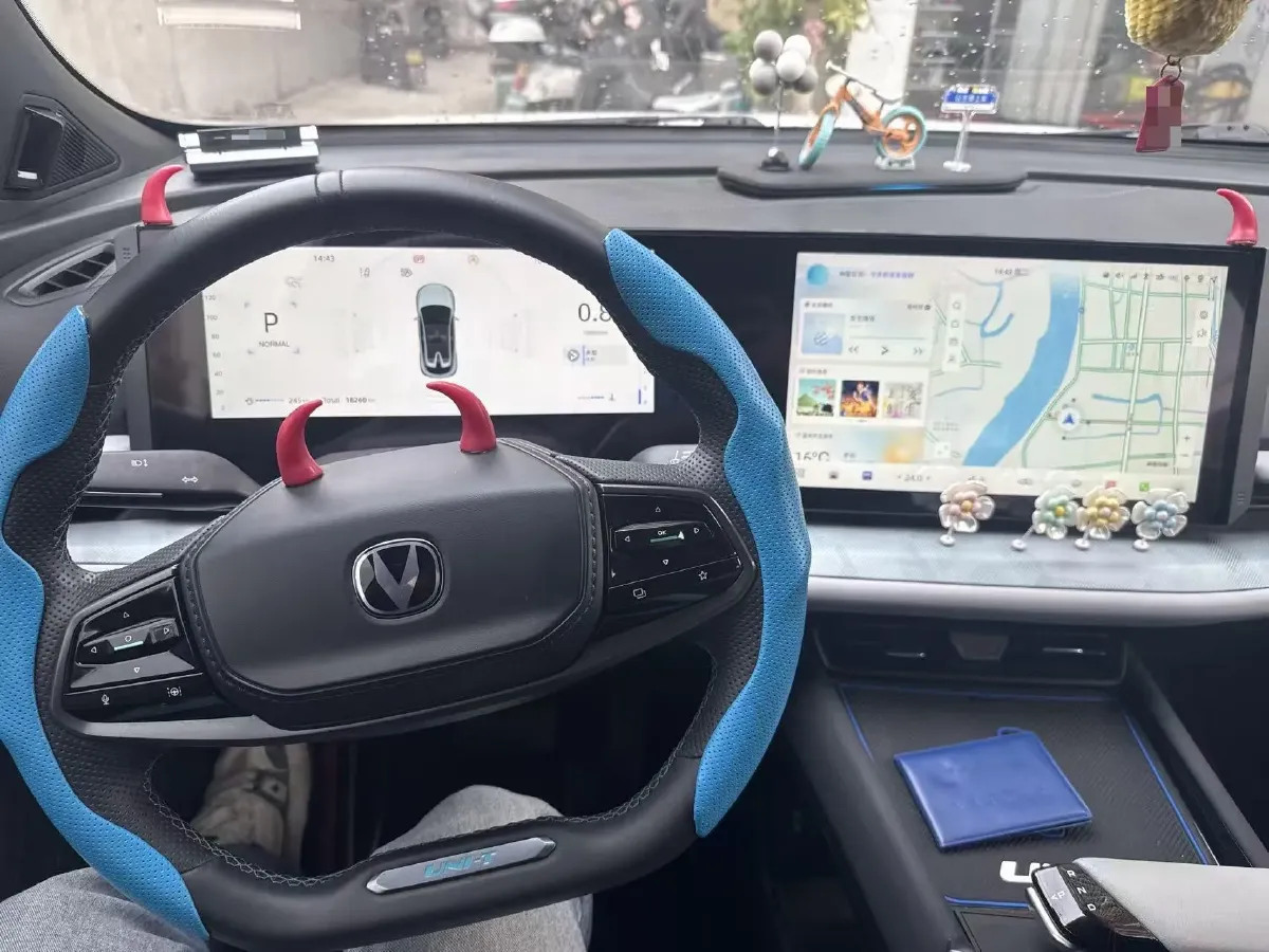 2023 ChangAn UNI-T 1.5T 188HP L4 7DCT,autocango,china used car exporter,china ev exporter,chinese used car exporter,chinese used ev exporter