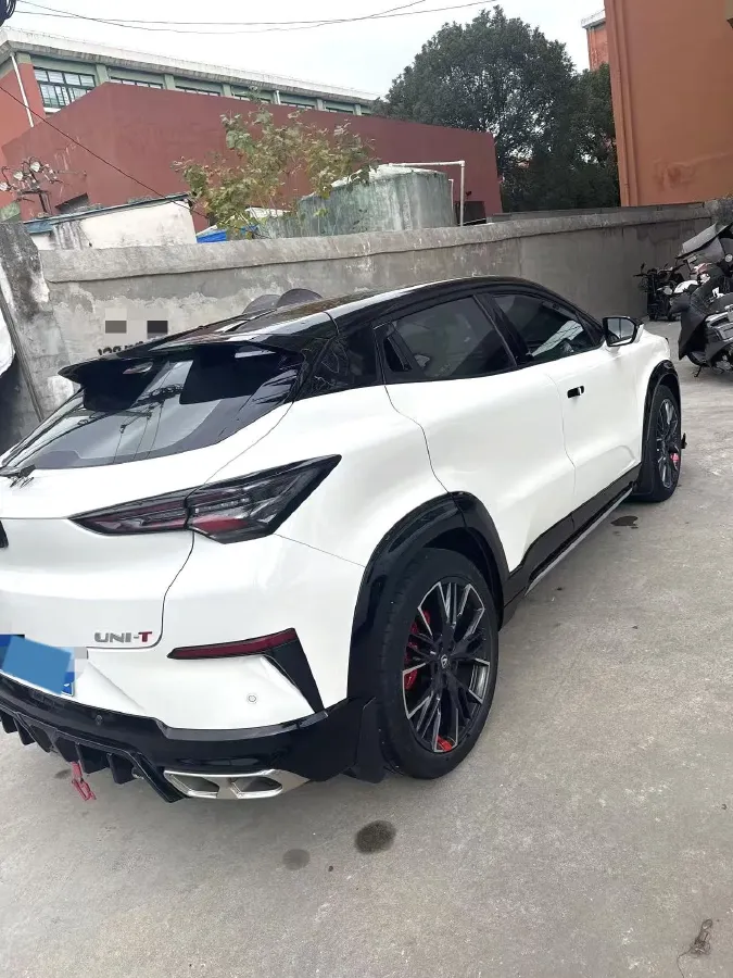 2023 ChangAn UNI-T 1.5T 188HP L4 7DCT,autocango,china used car exporter,china ev exporter,chinese used car exporter,chinese used ev exporter