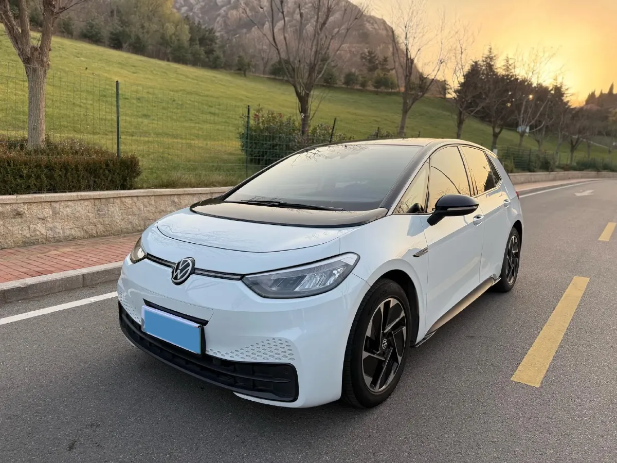 2022 Volkswagen ID.3 BEV 57.3KWH,autocango,china used car exporter,china ev exporter,chinese used car exporter,chinese used ev exporter