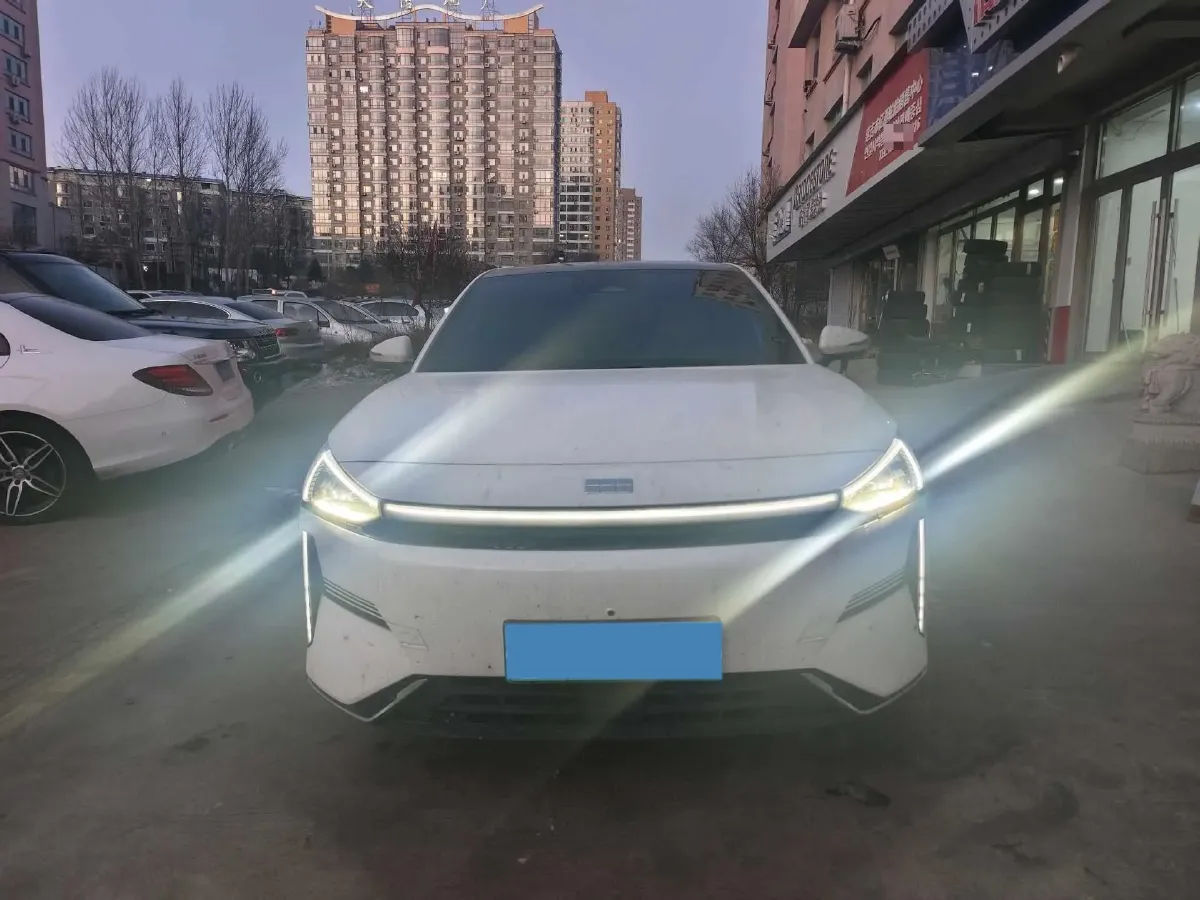 2023 Geely Galaxy L6 1.5T 163HP L4 3DHT PHEV,autocango,china used car exporter,china ev exporter,chinese used car exporter,chinese used ev exporter