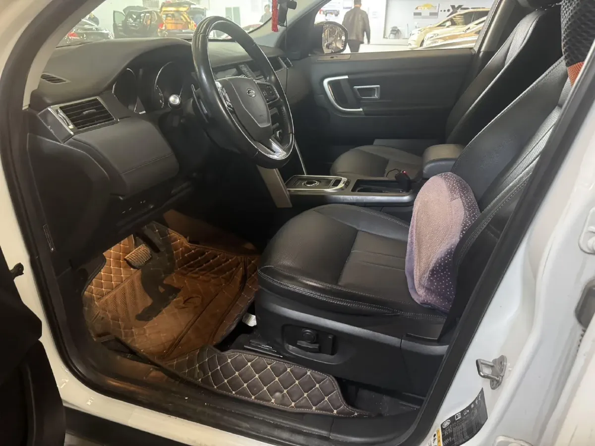 2019 Land Rover Discovery Sport 2.0T 241HP L4 9AT,autocango,china used car exporter,china ev exporter,chinese used car exporter,chinese used ev exporter