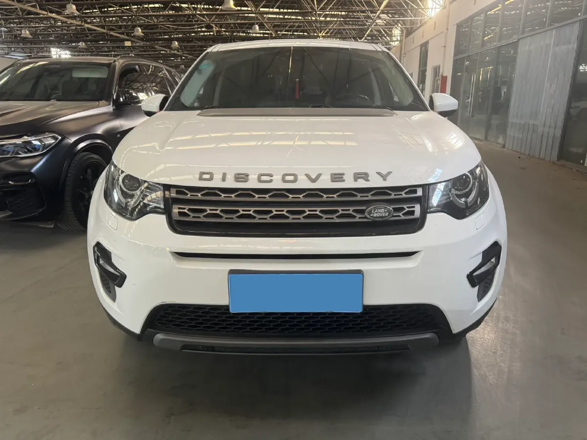 2019 Land Rover Discovery Sport 2.0T 241HP L4 9AT,autocango,china used car exporter,china ev exporter,chinese used car exporter,chinese used ev exporter