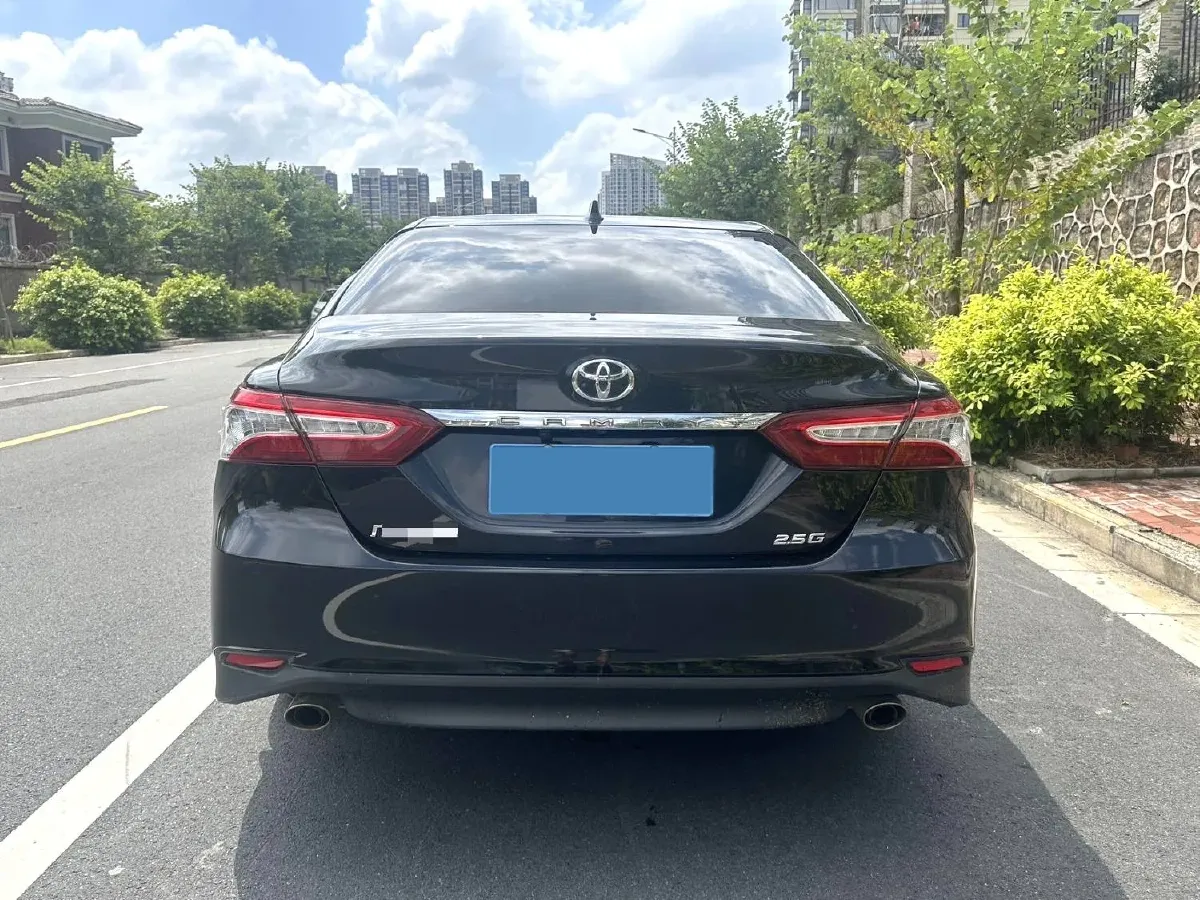 2021 Toyota Camry 2.5L 209HP L4 8AT,autocango,china used car exporter,china ev exporter,chinese used car exporter,chinese used ev exporter