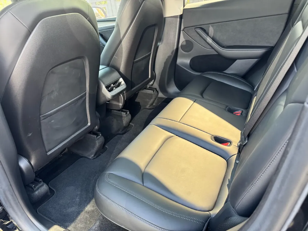 2022 Tesla Model Y BEV 60KWH,autocango,china used car exporter,china ev exporter,chinese used car exporter,chinese used ev exporter