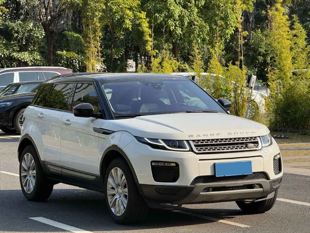 2018 Land Rover Range Rover Evoque 2.0T 241HP L4 9AT,autocango,china used car exporter,china ev exporter,chinese used car exporter,chinese used ev exporter