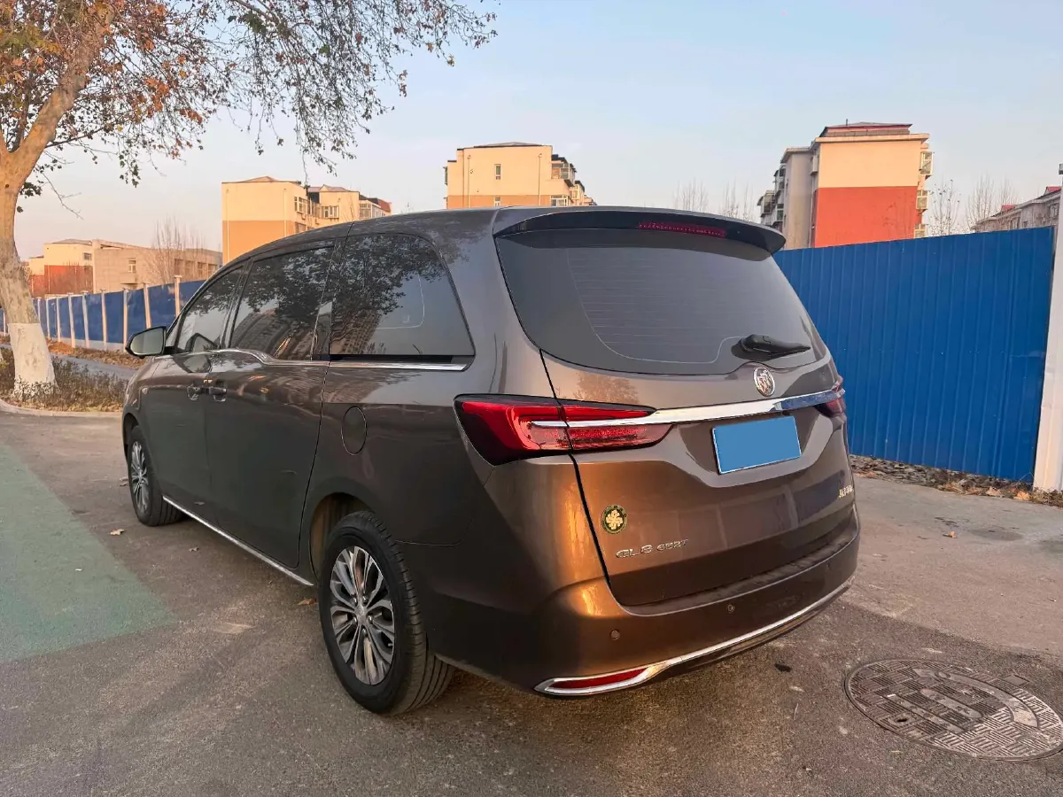 2022 Buick GL8 2.0T 237HP L4 9AT,autocango,china used car exporter,china ev exporter,chinese used car exporter,chinese used ev exporter
