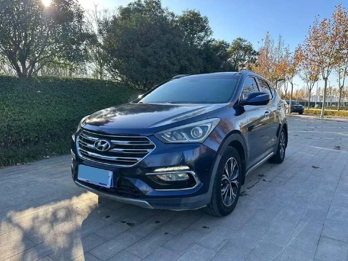 2017 Hyundai Santafe 2.0T 245HP L4 6AT,autocango,china used car exporter,china ev exporter,chinese used car exporter,chinese used ev exporter
