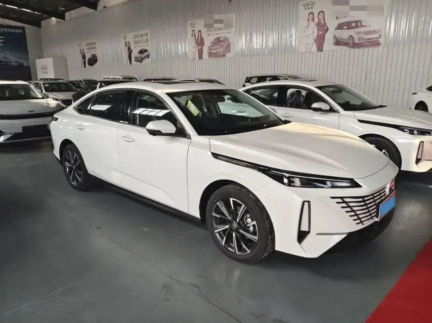 2025 ChangAn Eado 1.5T 192HP L4 7DCT,autocango,china used car exporter,china ev exporter,chinese used car exporter,chinese used ev exporter