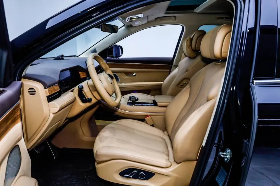 2024 AITO AITO M7 1.5T 152HP L4 REEV 38.5KWH,autocango,china used car exporter,china ev exporter,chinese used car exporter,chinese used ev exporter