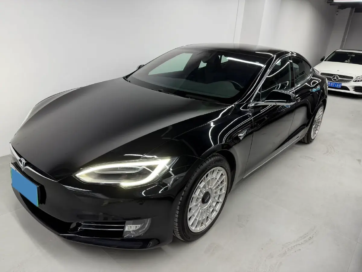2017 Tesla Model S BEV 75KWH