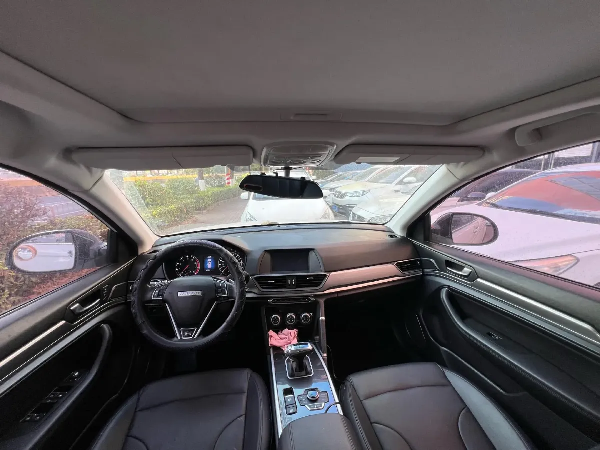 2018 Haval H6 1.5T 150HP L4 7DCT,autocango,china used car exporter,china ev exporter,chinese used car exporter,chinese used ev exporter