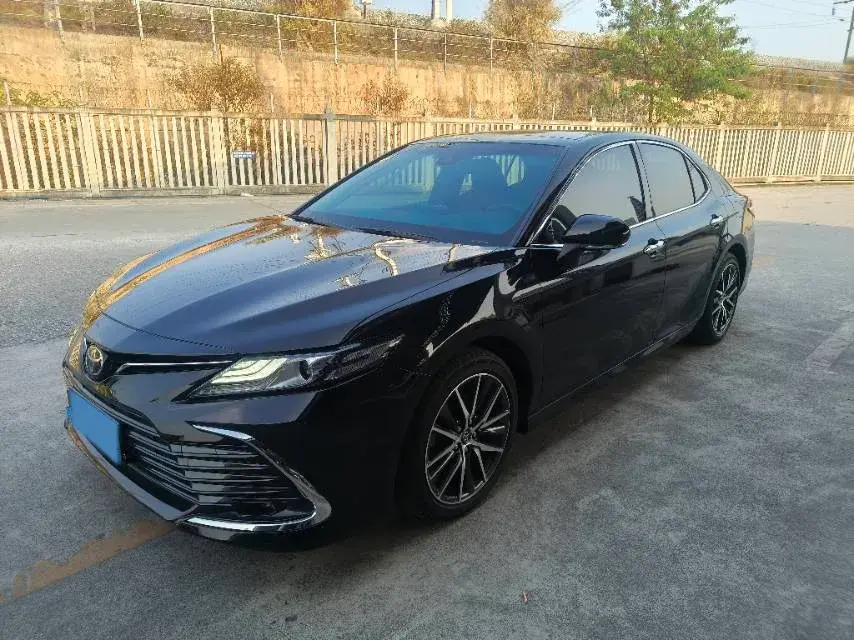 2021 Toyota Camry 2.5L 209HP L4 8AT