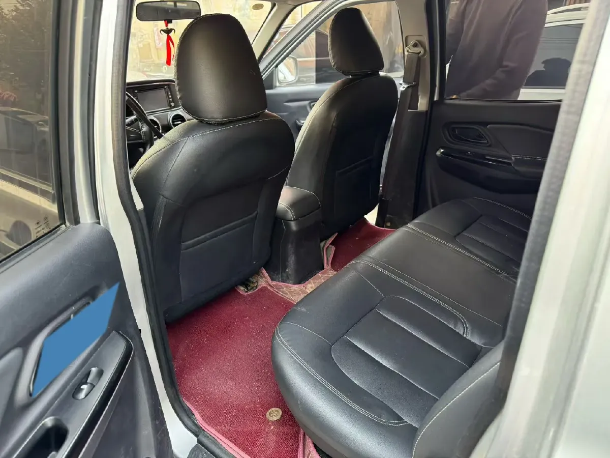 2021 Dongfeng RuiQi 2.4T 165HP L4 5MT,autocango,china used car exporter,china ev exporter,chinese used car exporter,chinese used ev exporter