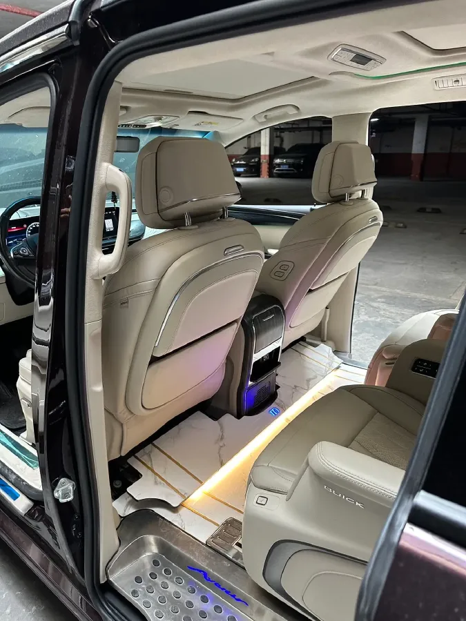 2022 Buick GL8 2.0T 237HP L4 9AT,autocango,china used car exporter,china ev exporter,chinese used car exporter,chinese used ev exporter