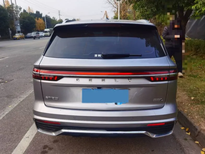 2021 Geely Monjaro 2.0T 218HP L4 7DCT,autocango,china used car exporter,china ev exporter,chinese used car exporter,chinese used ev exporter