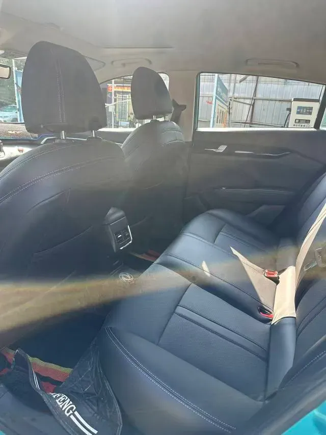 2020 DongFeng Aeolus YiXuan 1.5T 150HP L4 6DCT,autocango,china used car exporter,china ev exporter,chinese used car exporter,chinese used ev exporter