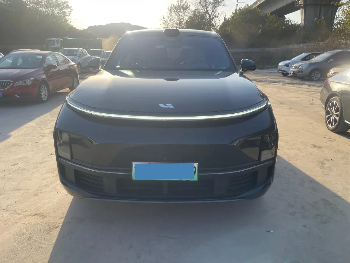 2022 Li L9 Range Extended 154HP REEV 42.6KWH,autocango,china used car exporter,china ev exporter,chinese used car exporter,chinese used ev exporter