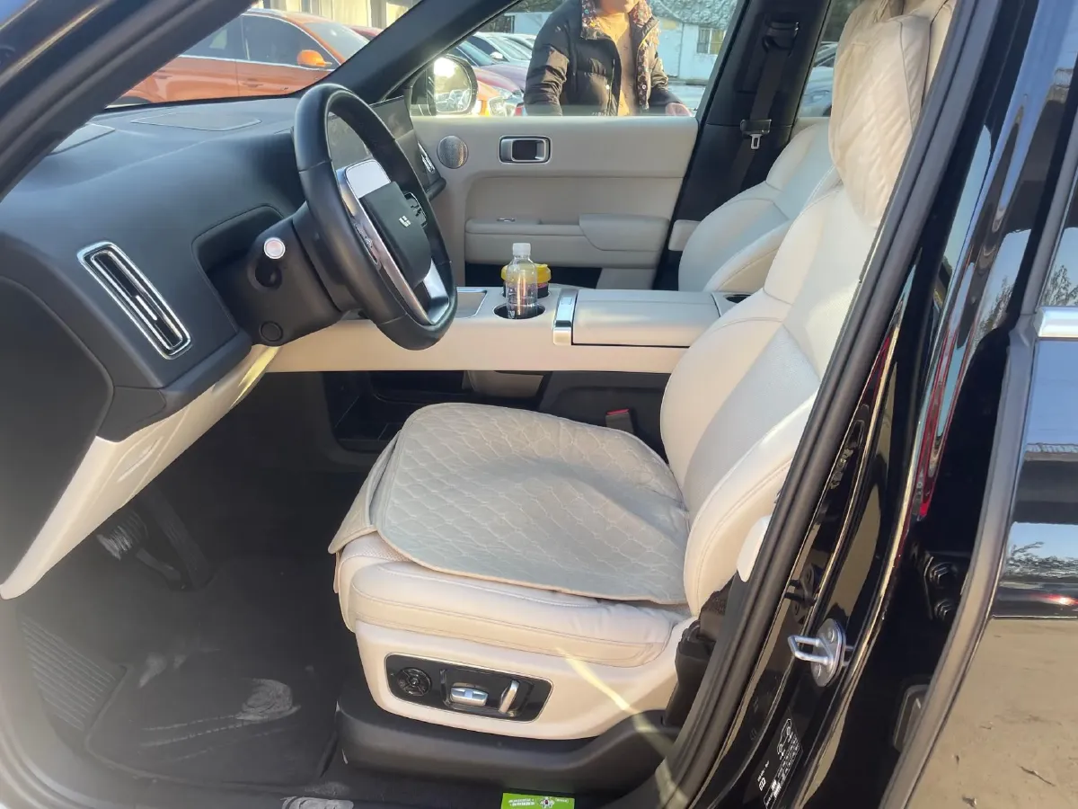 2022 Li L9 Range Extended 154HP REEV 42.6KWH,autocango,china used car exporter,china ev exporter,chinese used car exporter,chinese used ev exporter