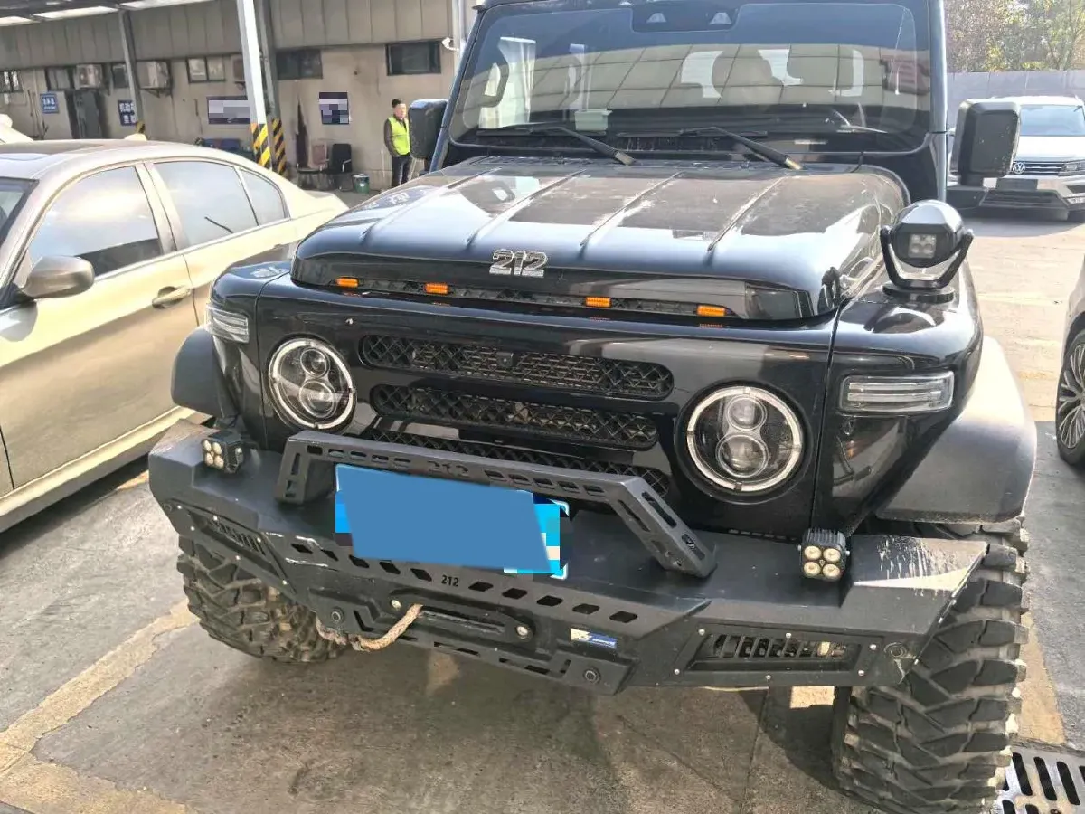 2024 212 212 T01 2.0T 252HP L4 8AT,autocango,china used car exporter,china ev exporter,chinese used car exporter,chinese used ev exporter