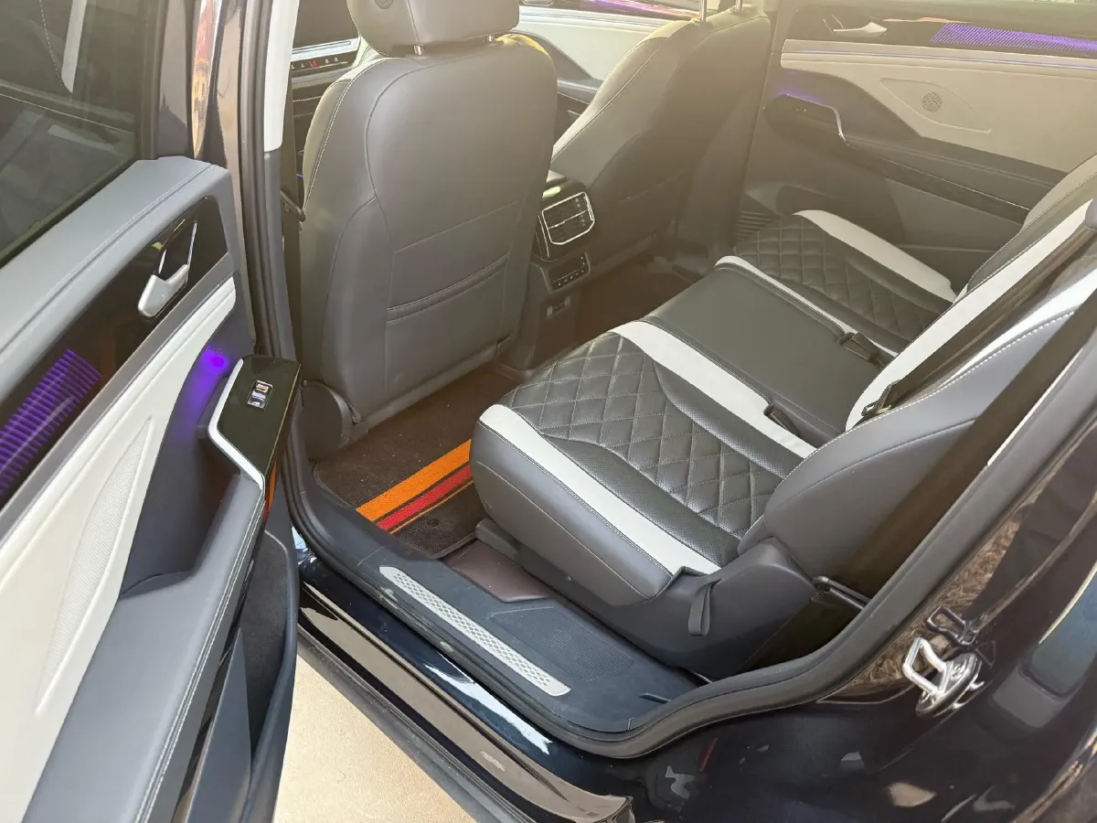 2022 Volkswagen ID.6 Crozz BEV 84.8KWH,autocango,china used car exporter,china ev exporter,chinese used car exporter,chinese used ev exporter