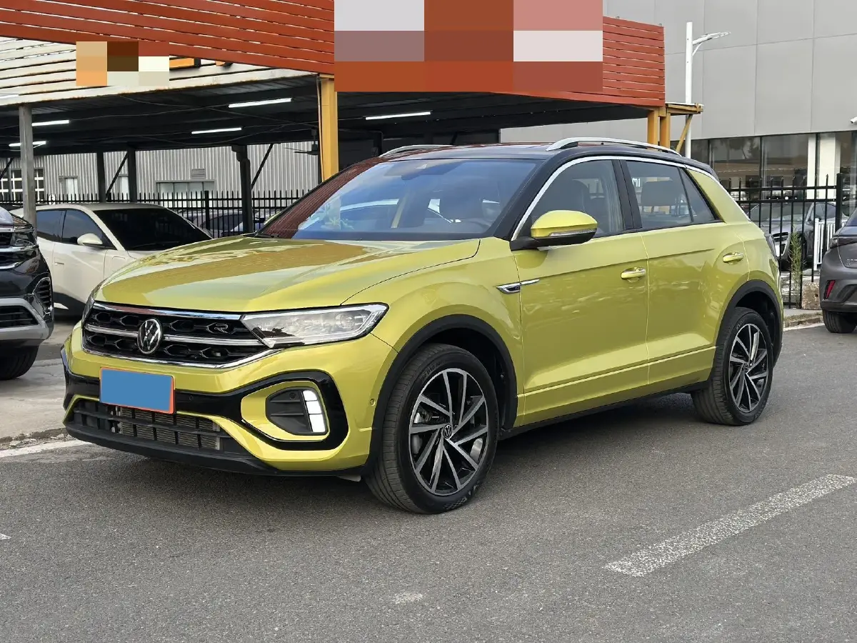 2023 Volkswagen T-Roc 1.5T 160HP L4 7DCT