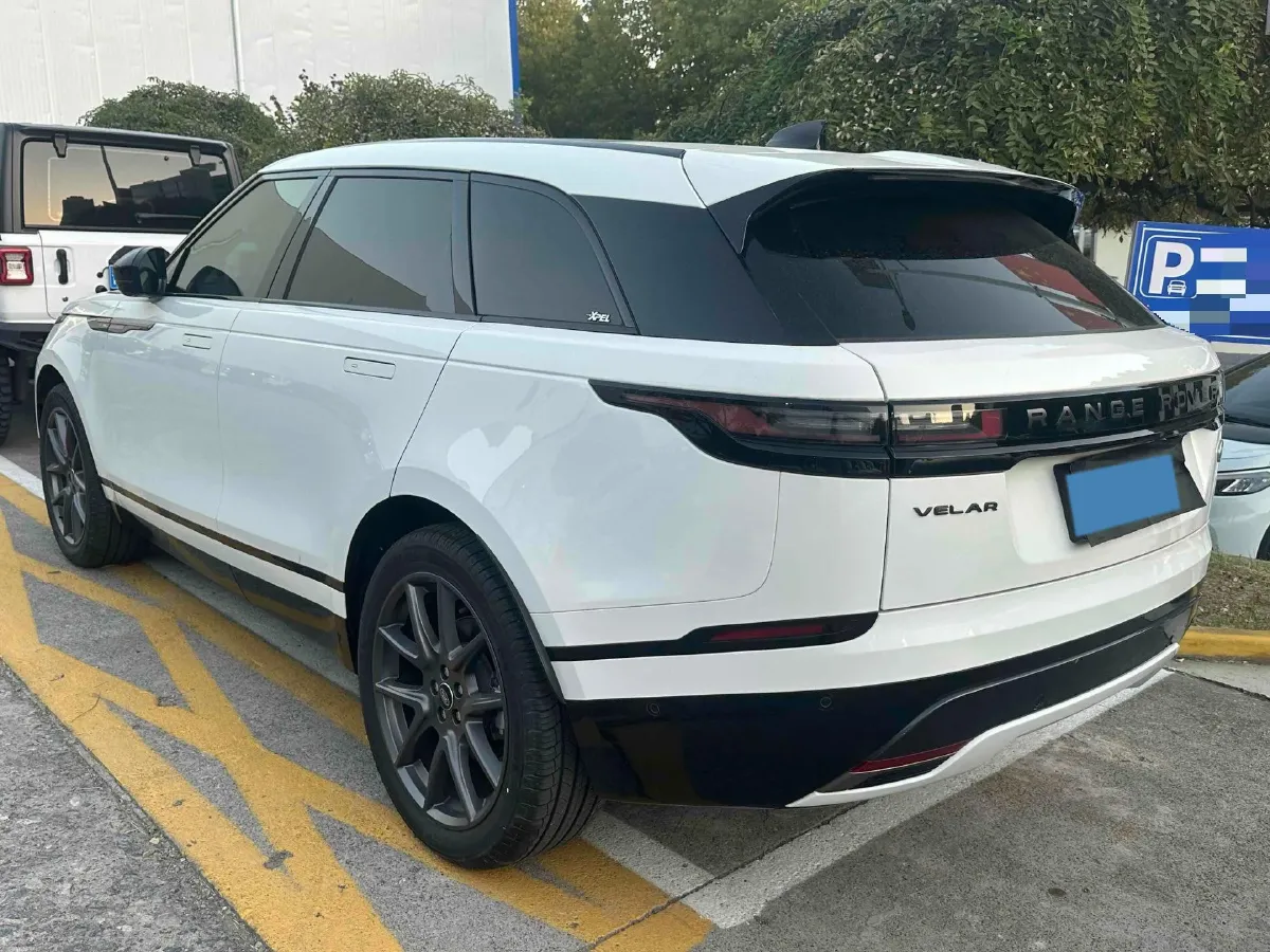 2024 Land Rover Range Rover Velar 2.0T 250HP L4 8AT,autocango,china used car exporter,china ev exporter,chinese used car exporter,chinese used ev exporter