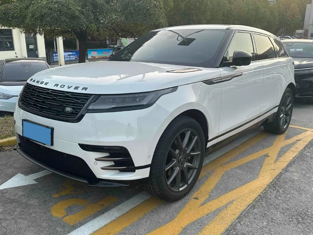 2024 Land Rover Range Rover Velar 2.0T 250HP L4 8AT