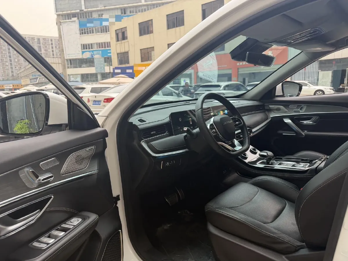 2021 Jetour X70 Plus 1.6T 197HP L4 7DCT,autocango,china used car exporter,china ev exporter,chinese used car exporter,chinese used ev exporter