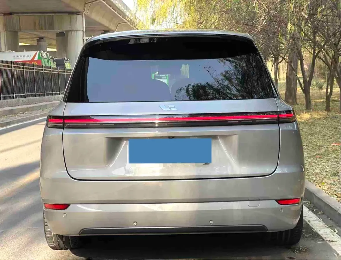 2022 Li L9 Range Extended 154HP REEV 42.6KWH,autocango,china used car exporter,china ev exporter,chinese used car exporter,chinese used ev exporter