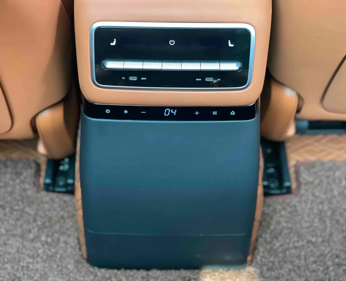 2022 Li L9 Range Extended 154HP REEV 42.6KWH,autocango,china used car exporter,china ev exporter,chinese used car exporter,chinese used ev exporter