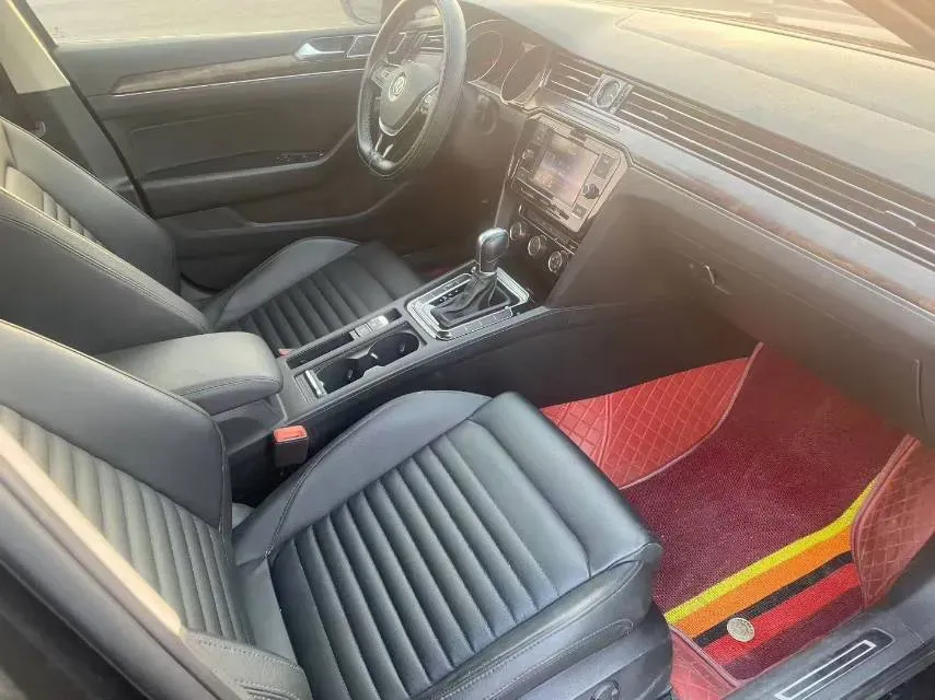 2019 Chevrolet Malibu XL 2.0T 241HP L4 9AT,autocango,china used car exporter,china ev exporter,chinese used car exporter,chinese used ev exporter