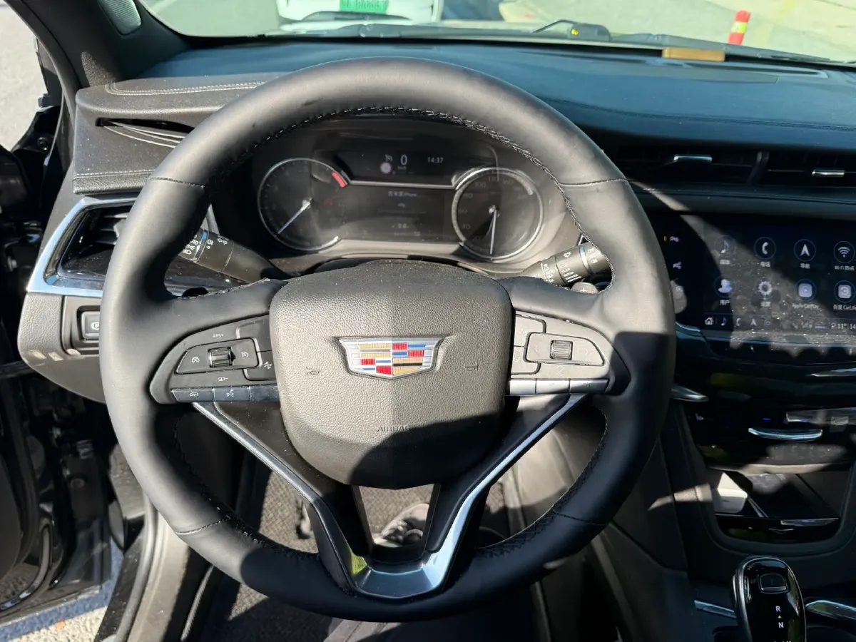 2020 Cadillac XT6 2.0T 237HP L4 9AT,autocango,china used car exporter,china ev exporter,chinese used car exporter,chinese used ev exporter