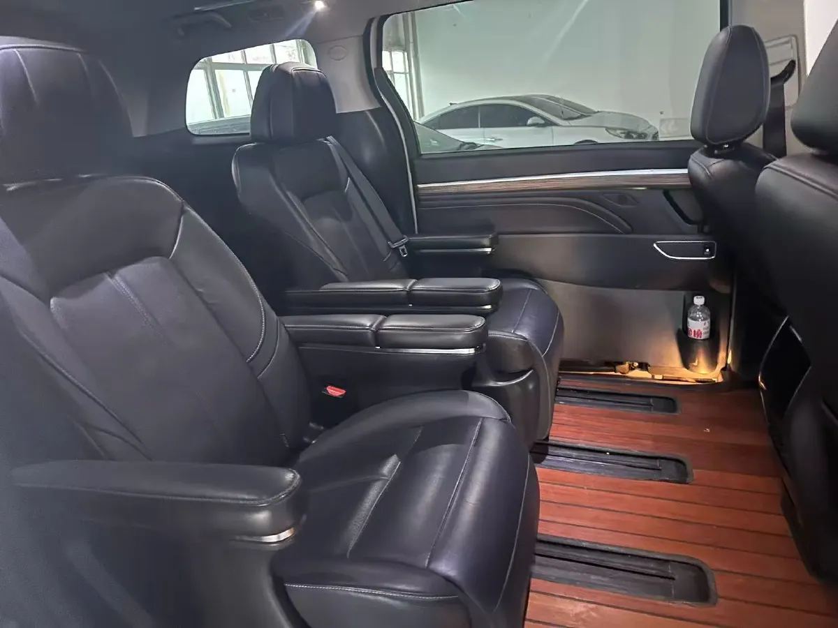 2021 GAC Trumpchi M8 2.0T 252HP L4 8AT,autocango,china used car exporter,china ev exporter,chinese used car exporter,chinese used ev exporter